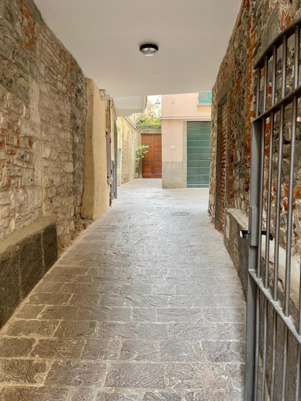 Calicantus Apartments Atena Como Exterior photo